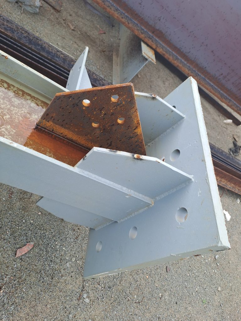 Estructuras  Metálicas con Placas Base Concéntricas