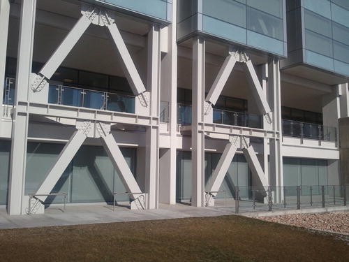 Estructuras metálicas livianas para techos livianos Aporticados