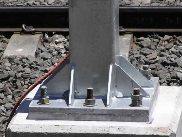 Estructuras Metálicas Mixtas y Livianas Placa Base Concéntrica.
